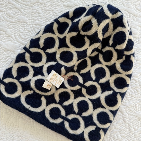 Coach Vintage & Reversible Multicolor Striped Beanie WOOL - Picture 2 of 2